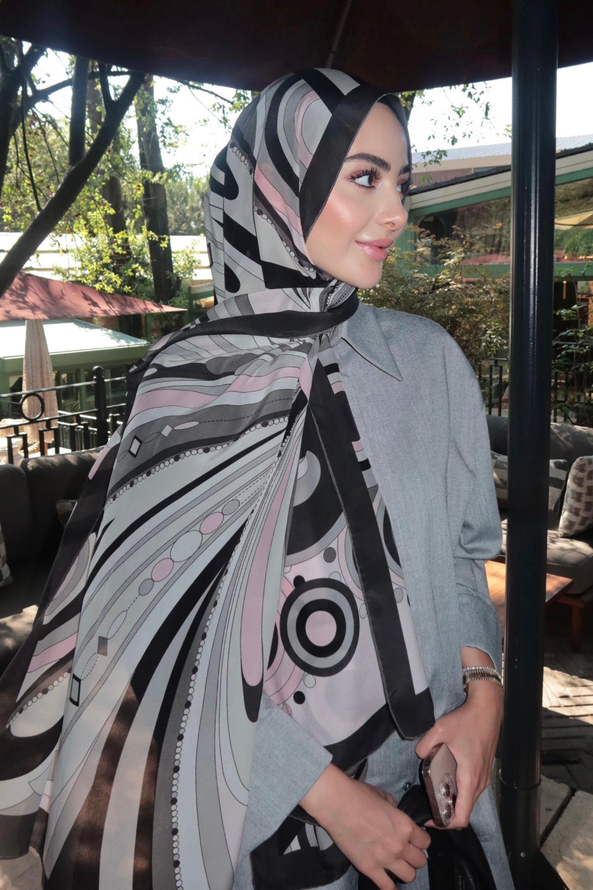 Lunara Pink Black