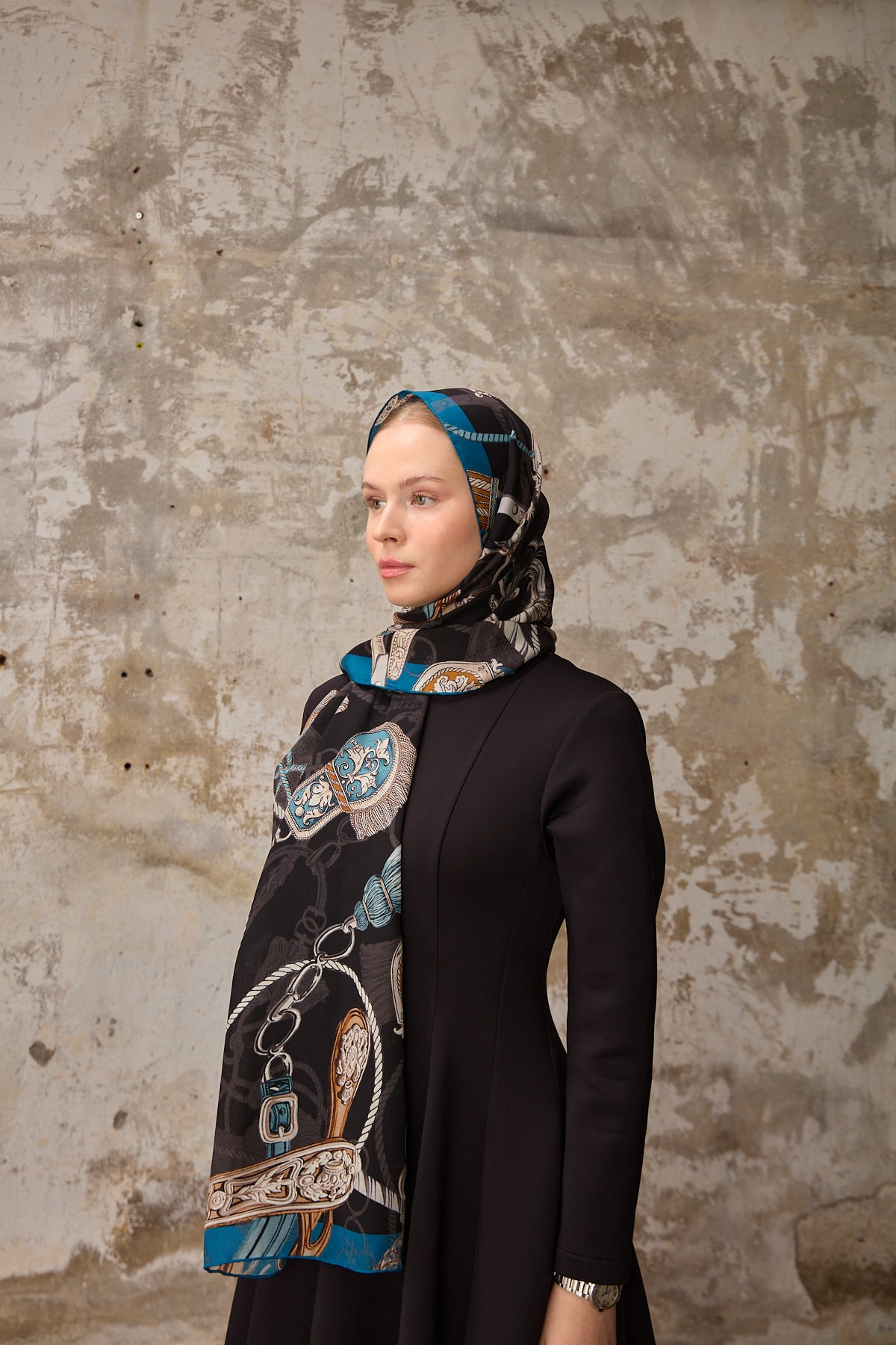 Nana Şal Siyah / Mavi / Turuncu