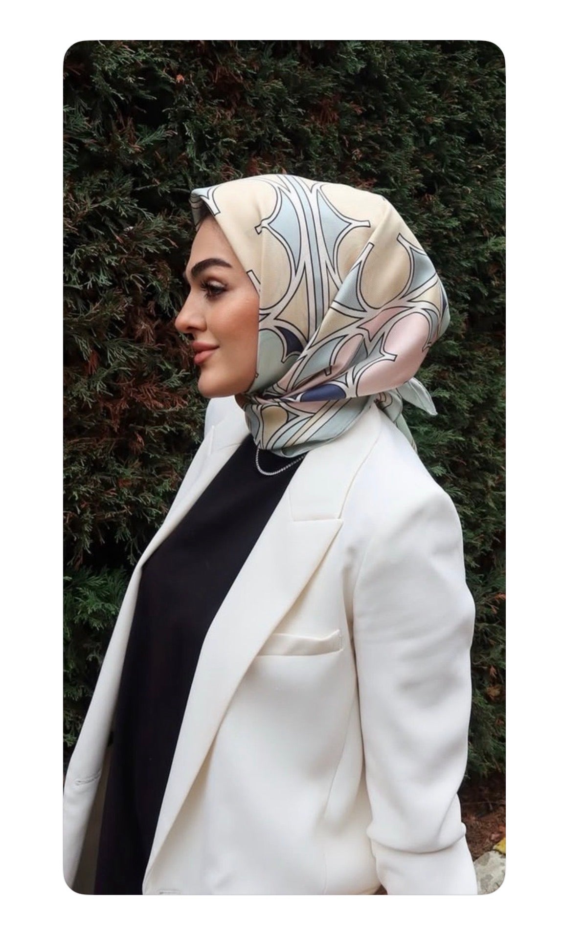 Secra Eşarp Lacıvert / Mavi / Sarı