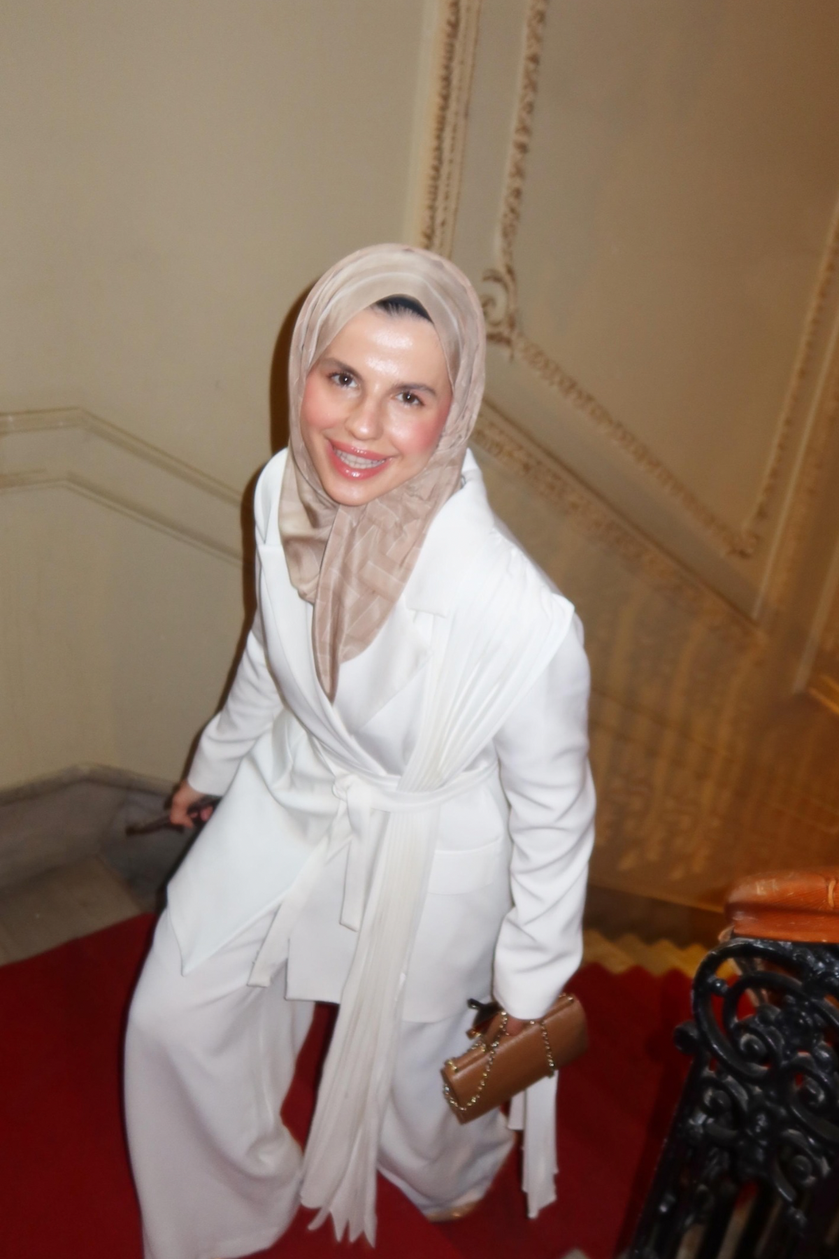Svila Şal Bej
