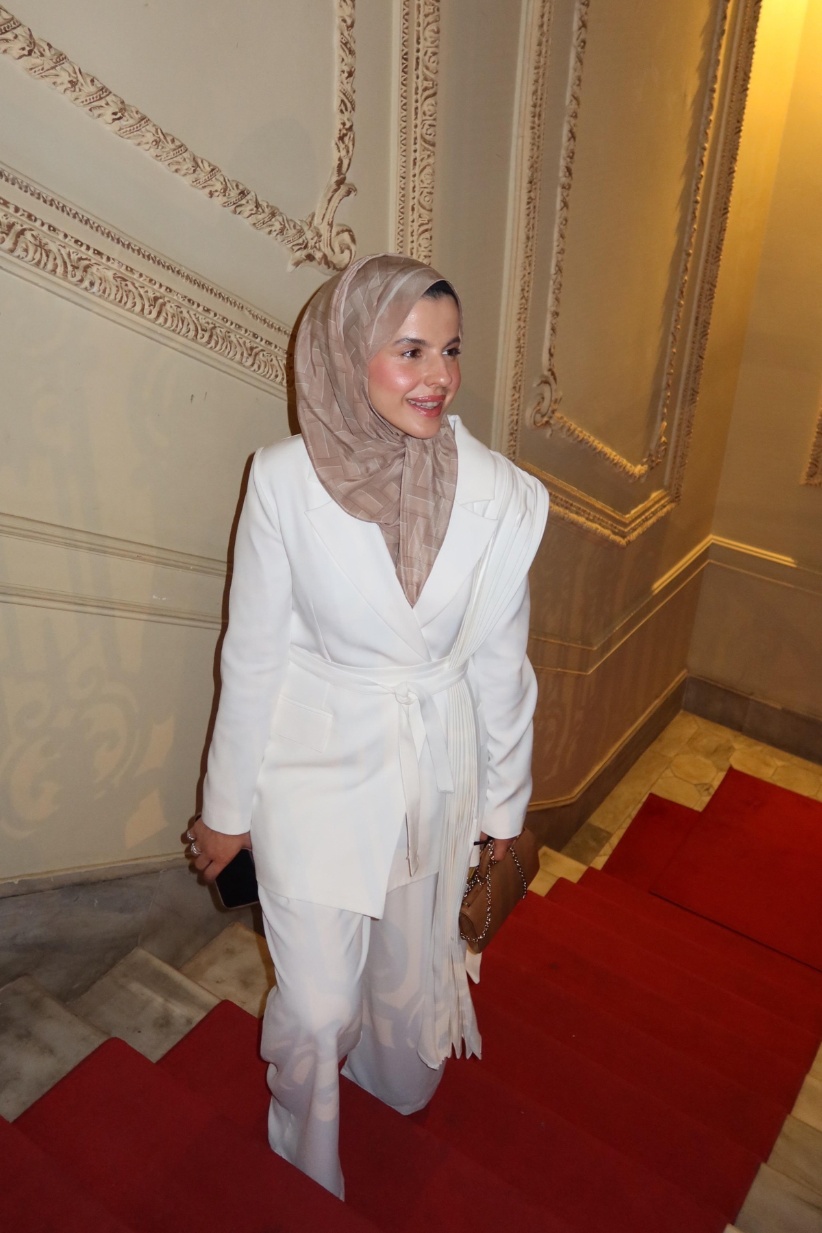 Svila Şal Bej