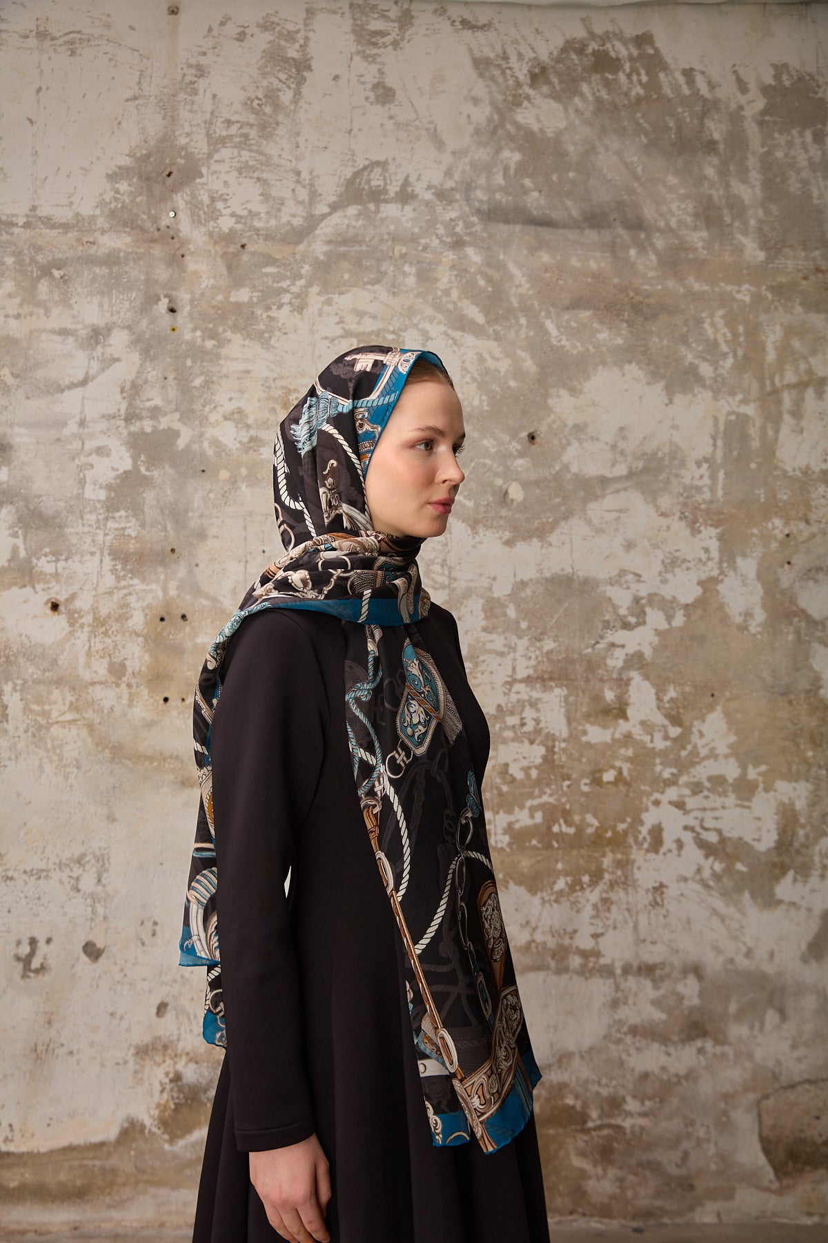 Nana Şal Siyah / Mavi / Turuncu