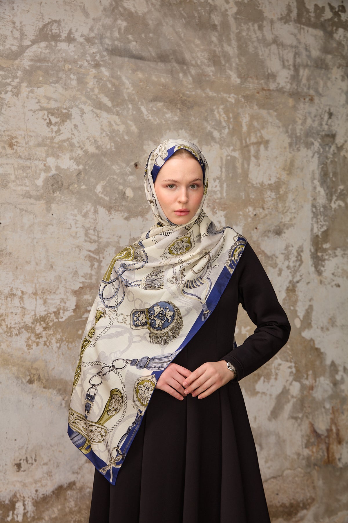 Nana Châle Bleu Marine / Or / Gris