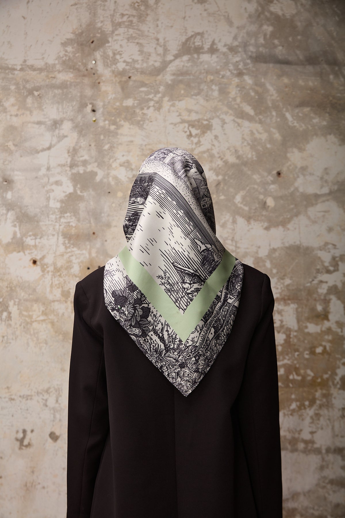 Suma Square Scarf Green